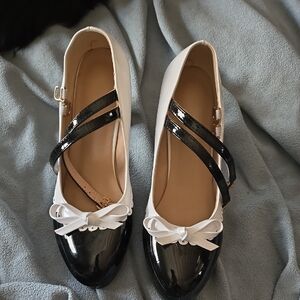 Elegant Black and White Women's Shoes